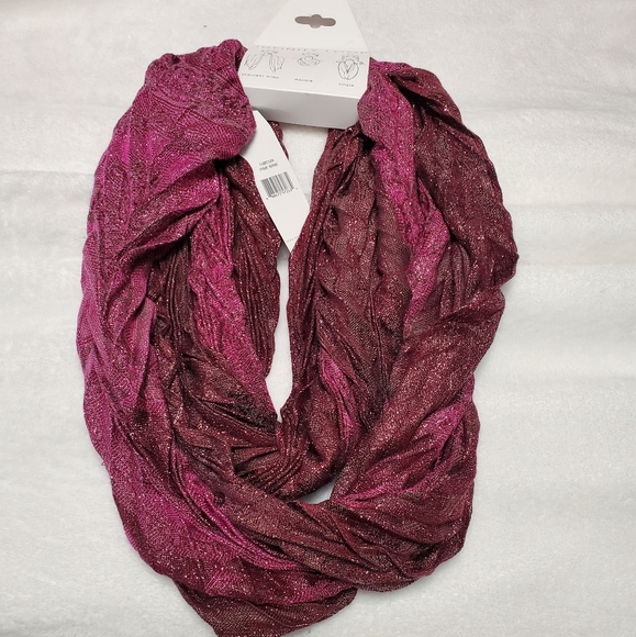 Infinity Loop Scarf & Neck Accessory - Picture 7 of 10